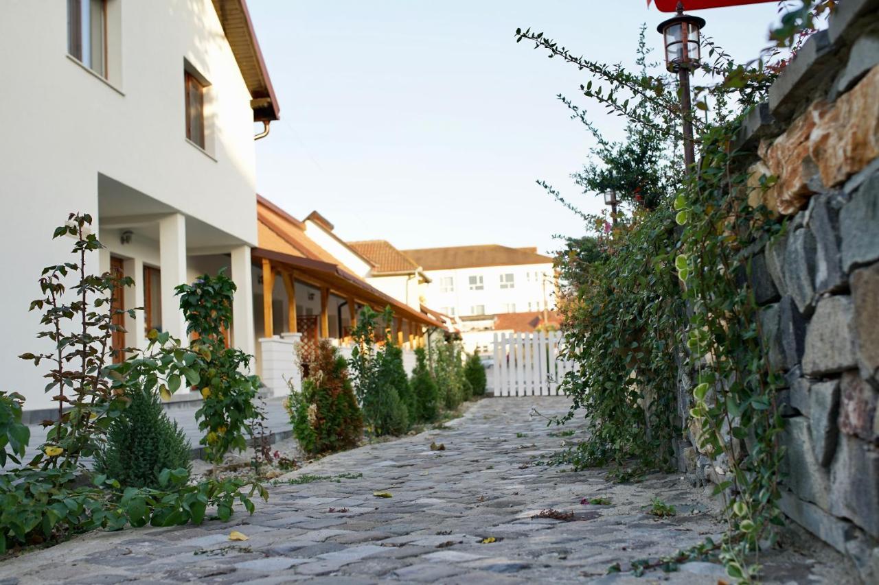 Pensiunea Rustic Hunedoara Exterior foto